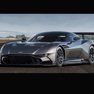 Meet your Posher, Tanner